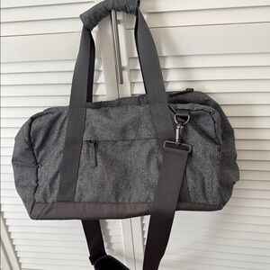 Incase Duffel Bag with Adjustable Strap